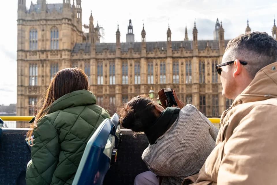 Must See London Hop-on Hop-off bus and River Cruise 1 Day - Image 3