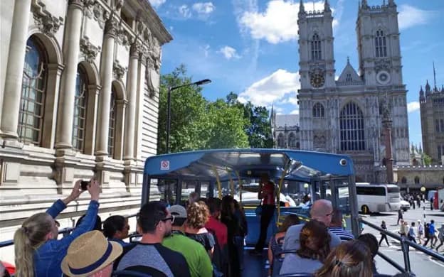 1 Day London Hop-on Hop-off Bus - Image 2